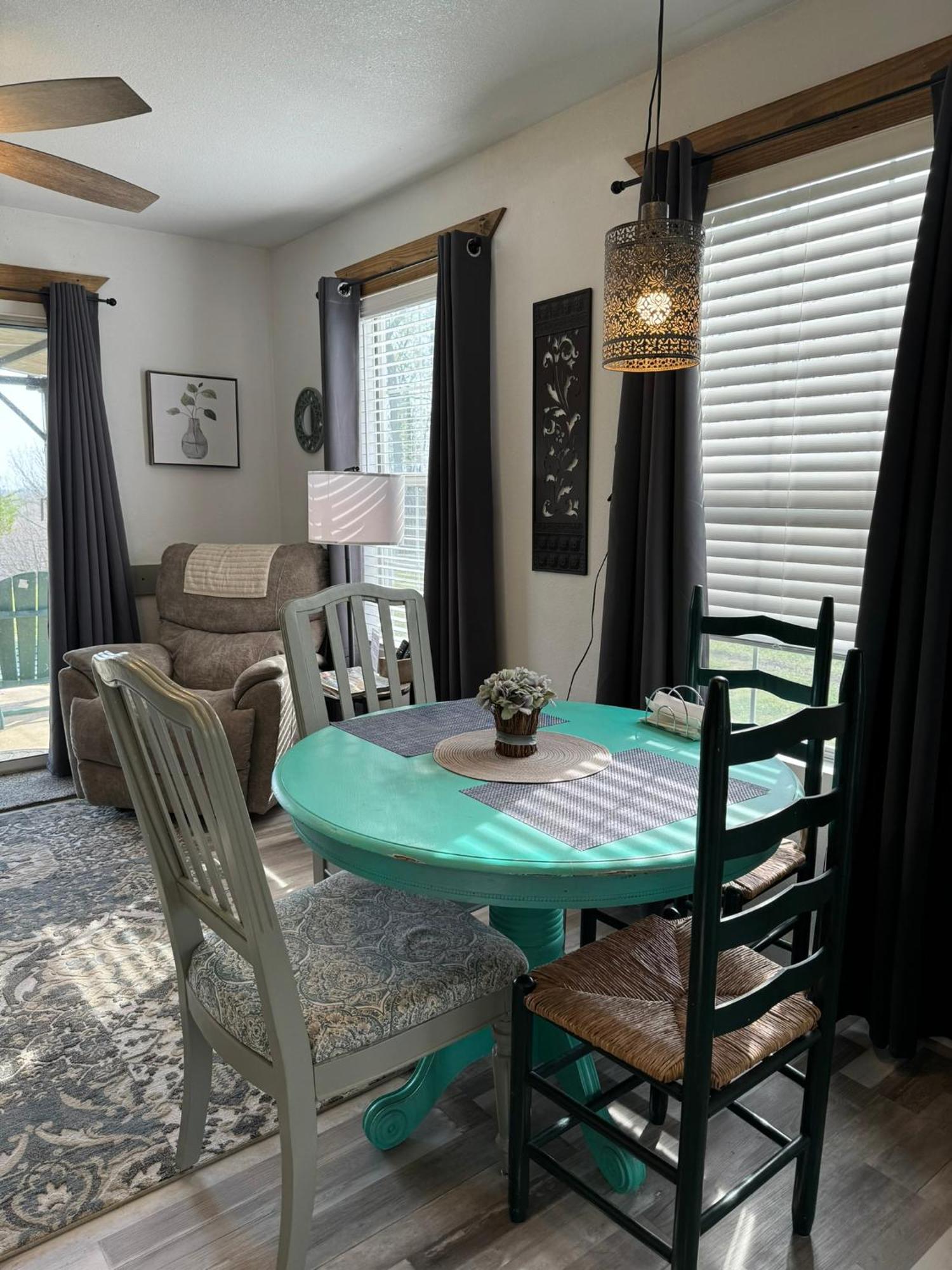 Mountain View Guest Motel Luaran gambar